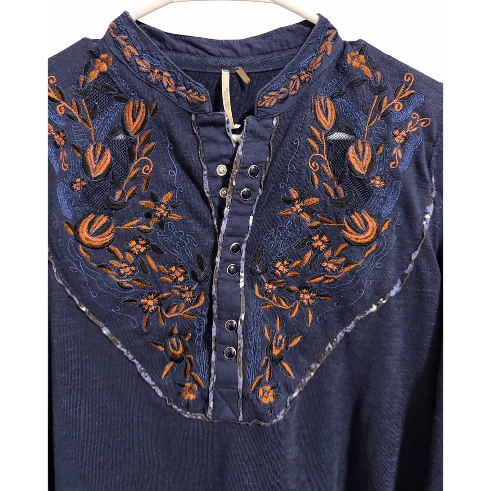 Free People Sundance Kid Embroidered Western Henley Top Navy Women's Size XS - Picture 3 of 12